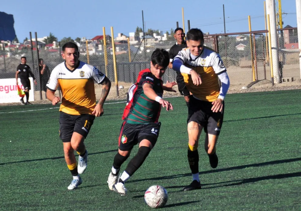 Rada Tilly debutará como local frente a Deportivo Roca de Rawson.