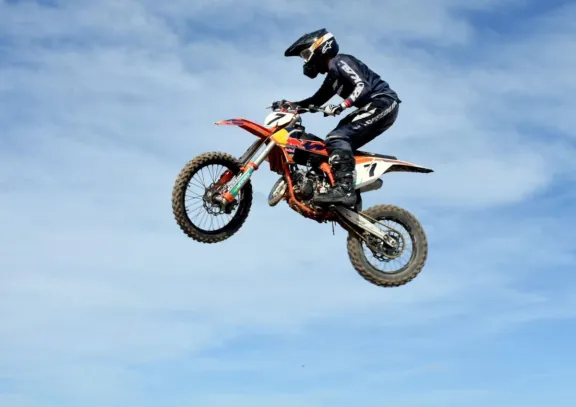 Puerto Madryn se prepara para el show de motocross