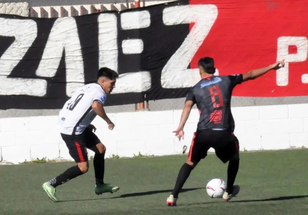 En la primera fecha, Próspero Palazzo le ganó a Huracán por dos a uno.