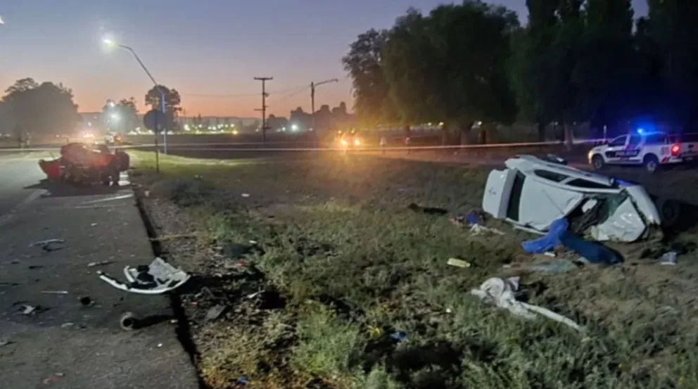 Así quedaron los autos tras el choque fatal (Gentileza Diario de Cuyo).