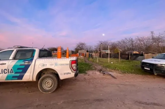 Bahía Blanca: un conductor atropelló a una madre con sus dos hijos y huyó