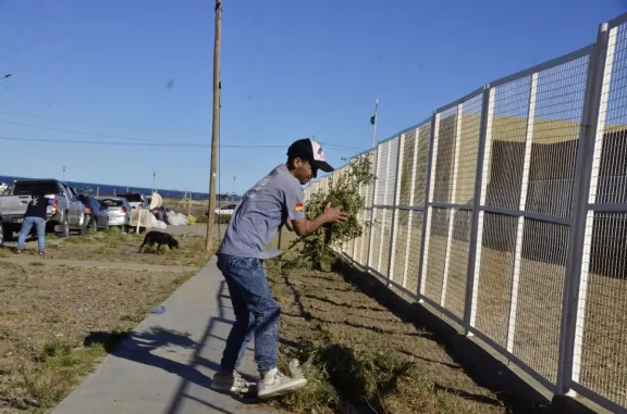 La Brigada Solidaria de ELIM realizó limpieza de la Escuela 169 del Stella Maris