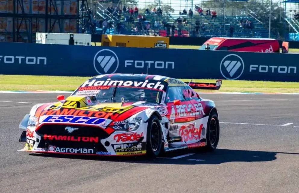 Con un total de  57 pilotos confirmados el TC comienza este sábado su entrenamiento y clasificación en Centenario por la 3ª fecha del torneo 2026.  