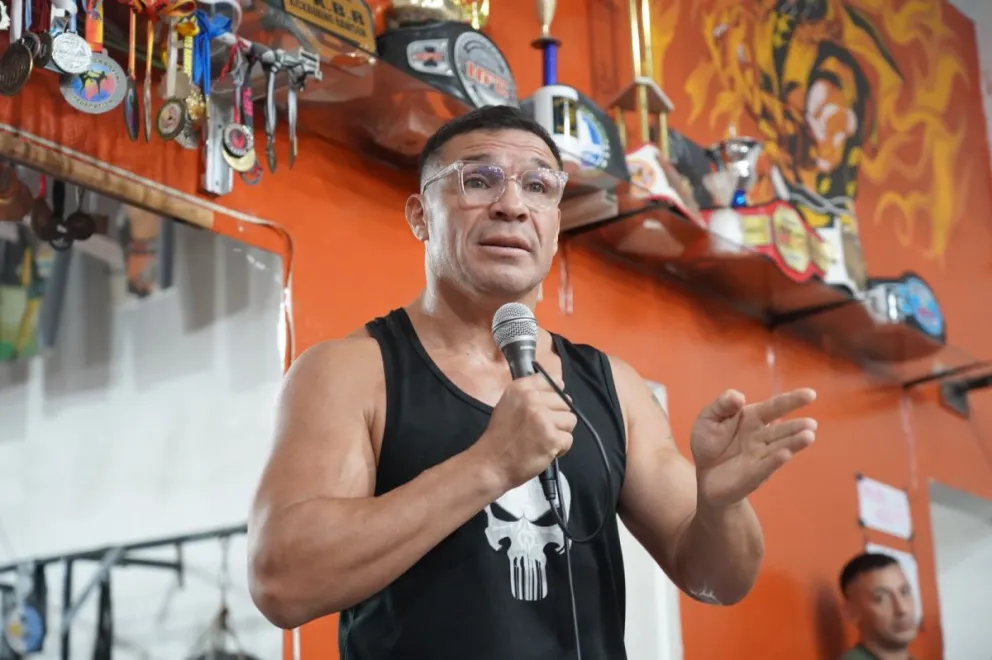 El excampeón mundial del CMB, OMB, Sergio "Maravilla" Martínez estuvo nuevamente en Comodoro Rivadavia y por primera vez compartiendo una gran actividad junto al Team Mellado. 