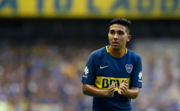 El xeneize tiene que pagarle una gran suma de dinero a “Bebelo” Reynoso