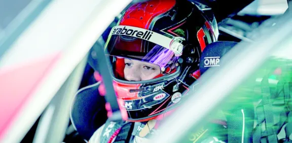 “Nacho” Montenegro inició su nuevo desafío europeo con la presentación del BMW con el que competirá