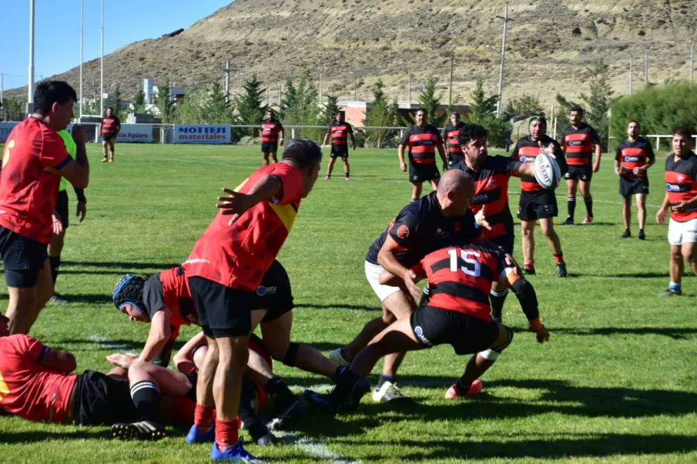 Más que un Encuentro de Veteranos de Rugby los amantes del deporte de la guinda honraron la Gesta de Malvinas en Comodoro Rivadadavia el pasado sábado 4 de abril.