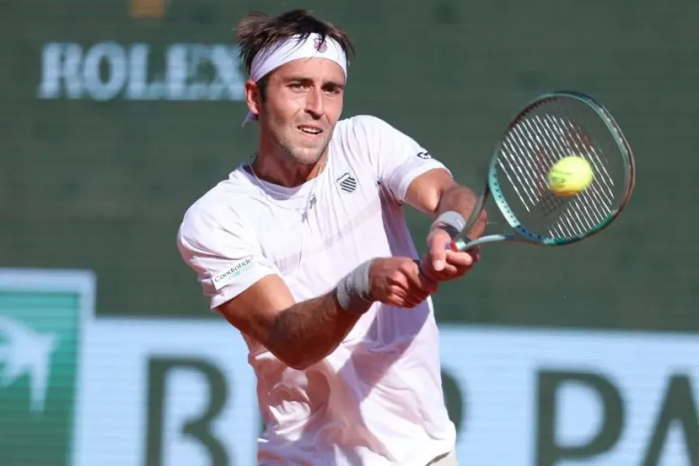 Etcheverry quedó eliminado en el Masters 1000 de Montecarlo frente a Alcaraz, quien lo elogió después del partido (Getty Images: Neal Simpson).