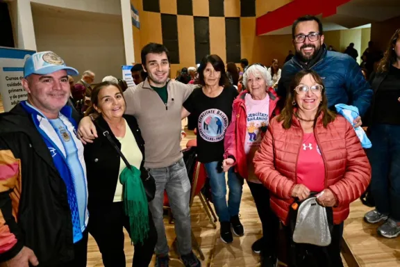 Torres participó del lanzamiento de un plan de cuidados para personas mayores y exigirá respuestas a Nación por PAMI