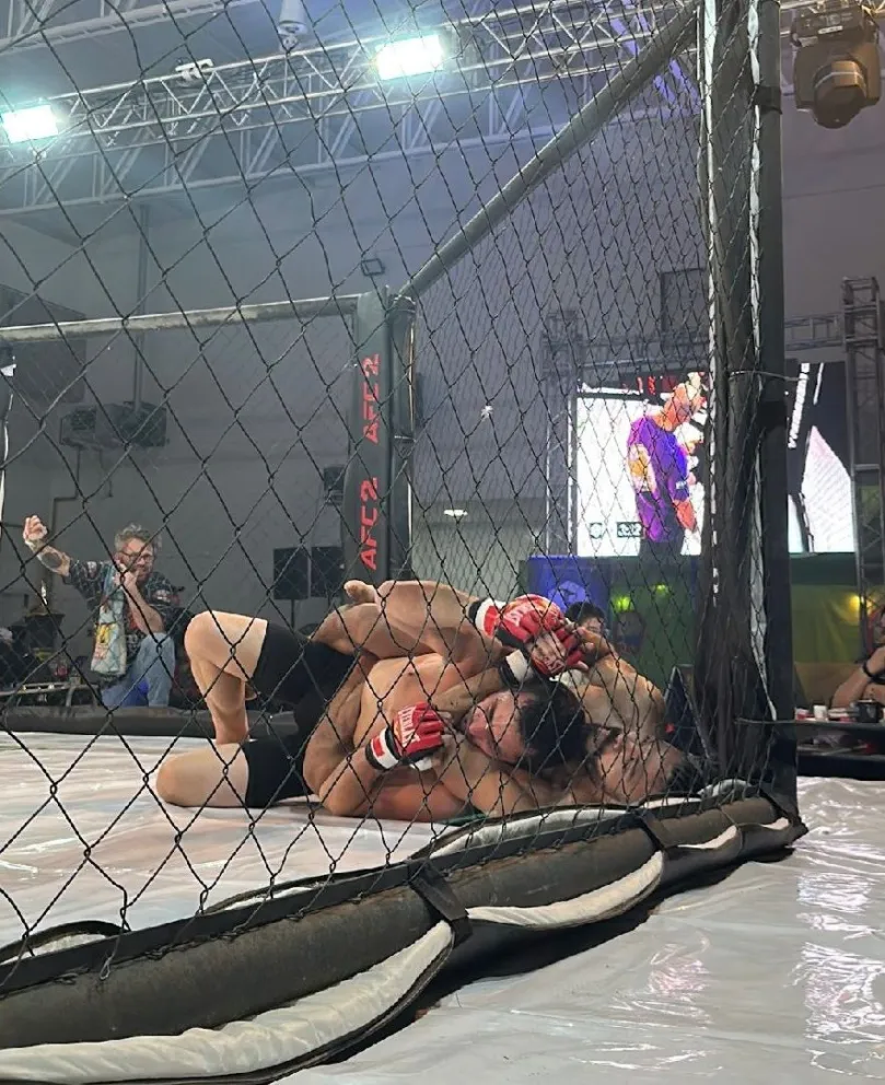 Rada Tilly vuelve a ser sede este año de una nueva velada de Artes Marciales Mixtas, en un circuito que inicia su temporada 2026, buscando mayor continuidad en la disciplina. 