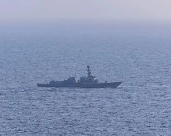 EE.UU. interceptó un carguero iraní en el estrecho de Ormuz