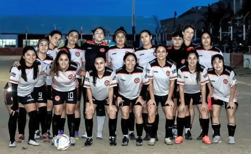 Florentino Ameghino participa con dos formaciones en el certamen femenino (Fotomix).