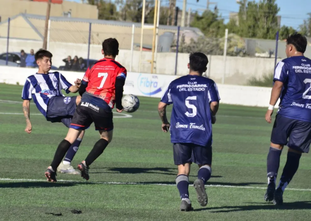 La Nueva-San Martín, atractivo duelo del ascenso