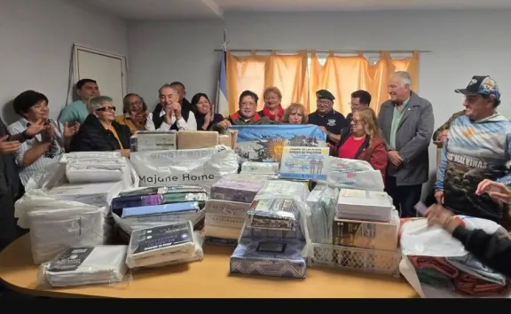 Solidaridad: Entregaron al Hospital Regional las sábanas recaudadas en la Corrida 