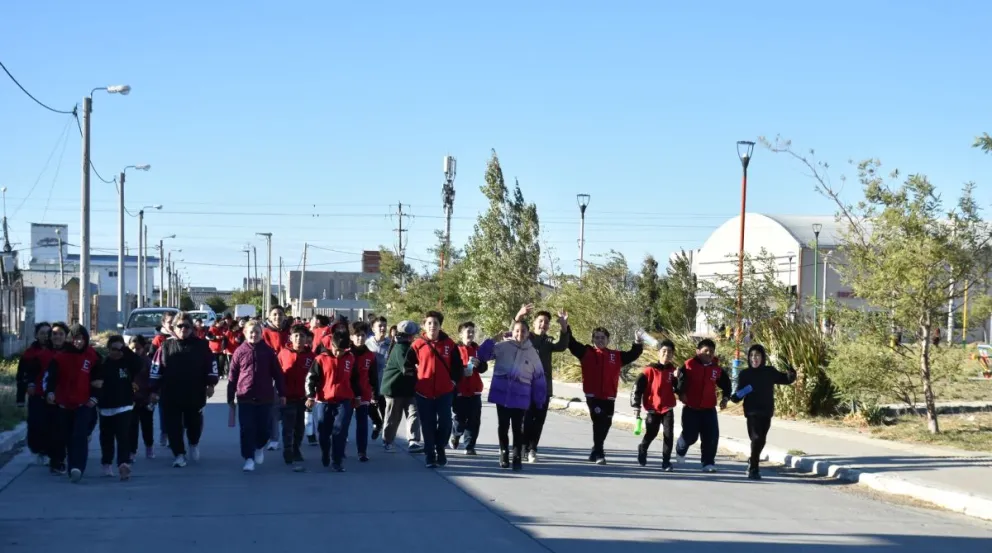 Los estudiantes de Comodoro festejaron el Día Mundial de la Actividad Física