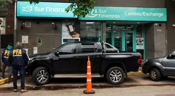 El BCRA aplicó una multa de $18.000 millones a una financiera vinculada a Claudio 