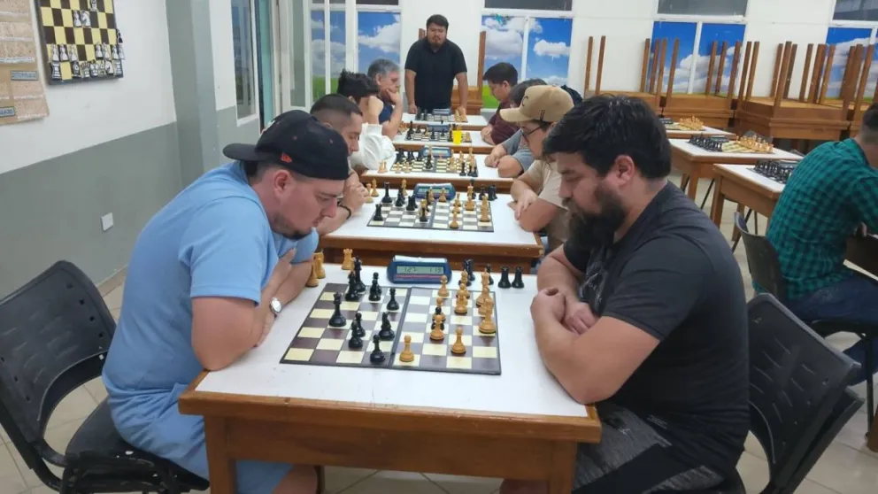 El viernes 1° de mayo a las 17.00 horas comienza el Provincial de Ajedrez por Equipos con su primera ronda en el salón dorado del Club Huergo. 