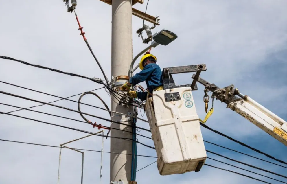 Un corte de luz por dos horas afecta a 15 barrios de Comodoro