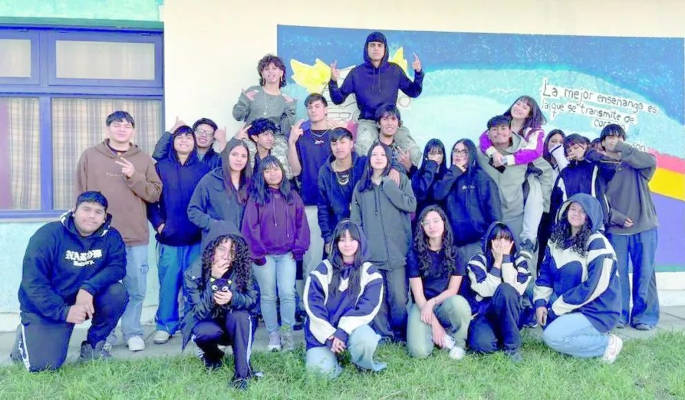 La Escuela 722 celebra su aniversario  con una corrida solidaria