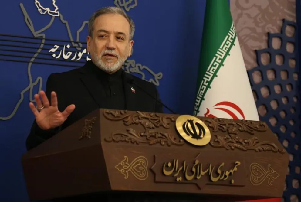 El ministro de Relaciones Exteriores iraní, Seyed Abbas Araghchi, criticó este viernes la decisión de Estados Unidos de emprender una “temeraria aventura militar”.