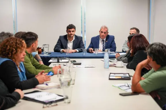 Paritaria docente: por mayoría, los gremios acordaron la recomposición salarial del gobierno