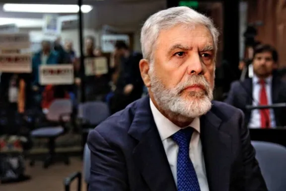 Julio De Vido obtuvo prisión domiciliaria y dejará el penal de Ezeiza
