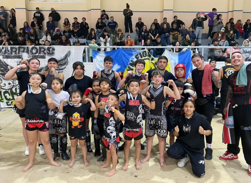 "Leo" Moreno junto a Franco Rodríguez organizaron un nuevo festival de kick boxing amateur en Comodoro Rivadavia. 