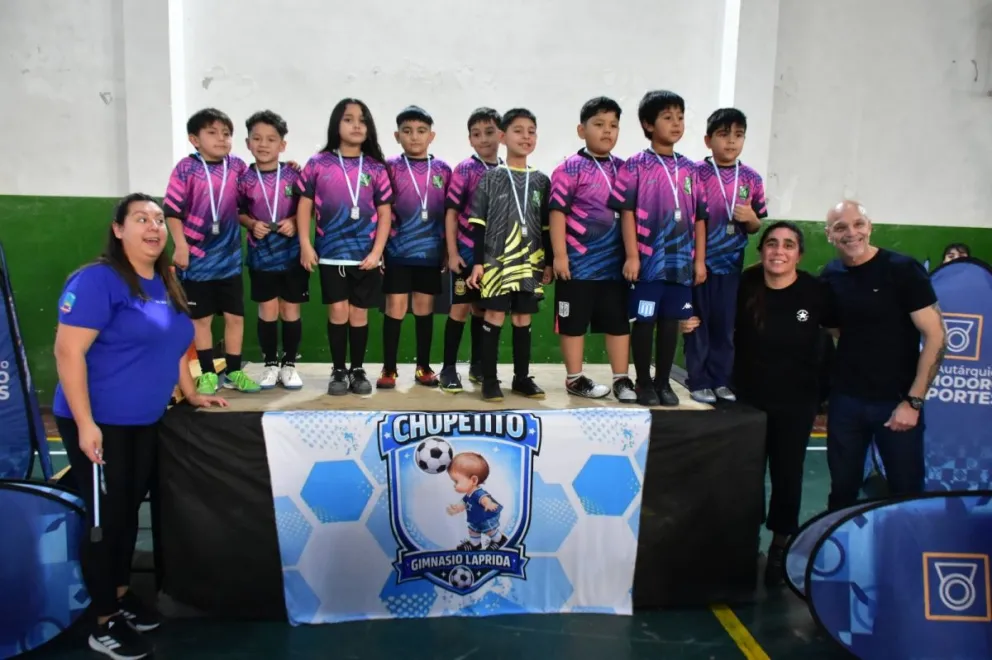 La coordinación del gimnasio Municipal Laprida cerró el último domingo el torneo de fútbol infantil Chupetito 2026.