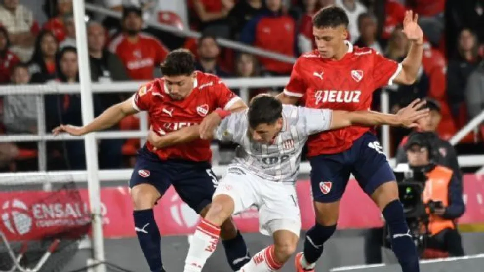 Independiente enfrenta a Unión por el Torneo de la Liga. Fotobaires.