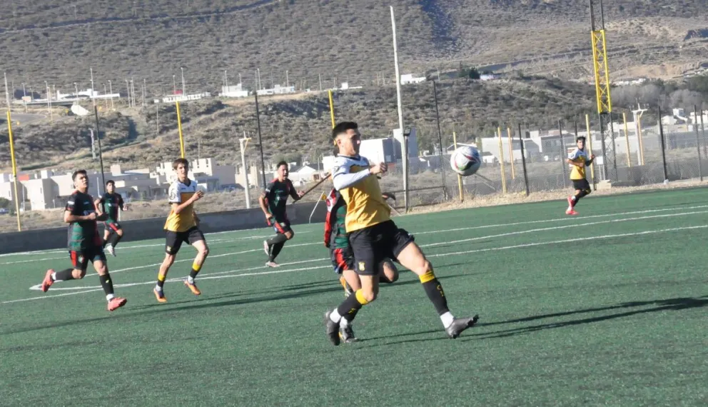 Completan Rada Tilly y Jorge Newbery