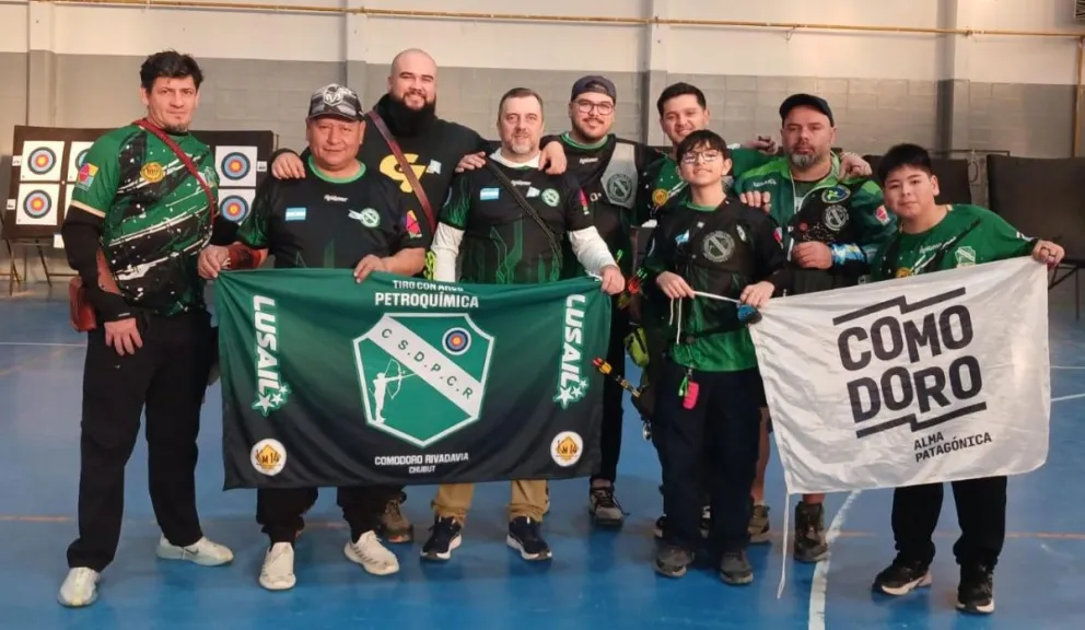 Integrantes del Club Tiro con Arco Petroquímica estuvieron compitiendo el pasado fin de semana en Puerto Madryn y nuevamente lograron varios podios para Comodoro Rivadavia. 
