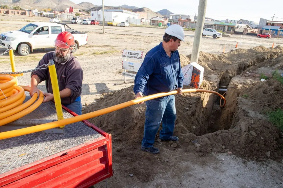 Avanzan las nuevas obras de ampliación de la red de gas en René Favaloro y Rodríguez Peña
