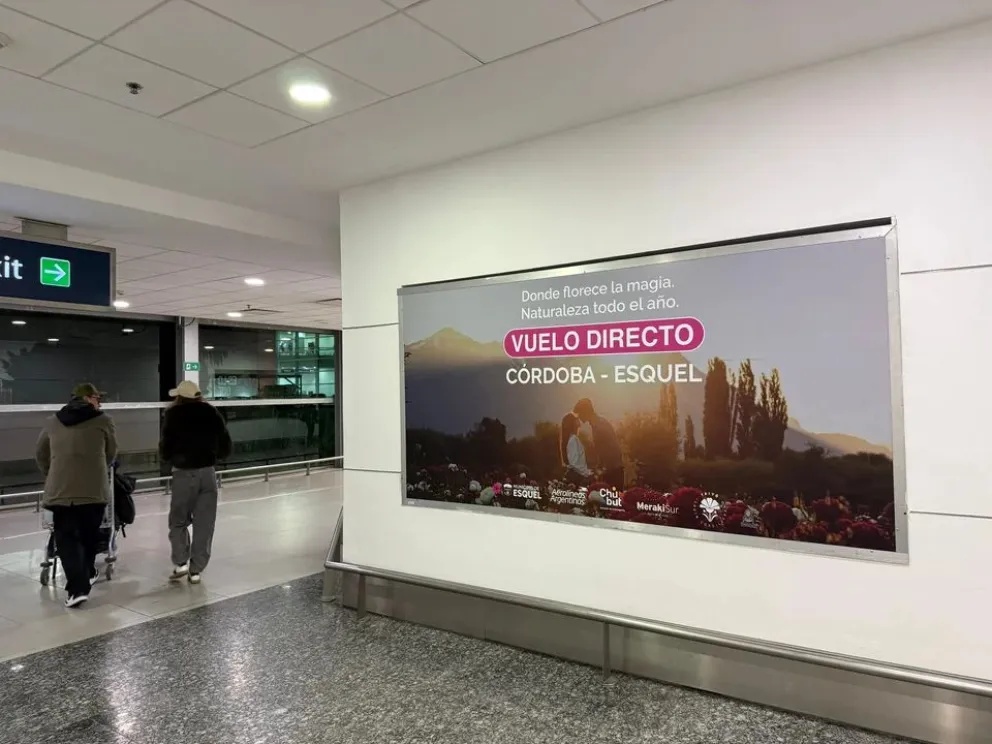El vuelo Córdoba–Esquel ya se promociona en el aeropuerto cordobés.
