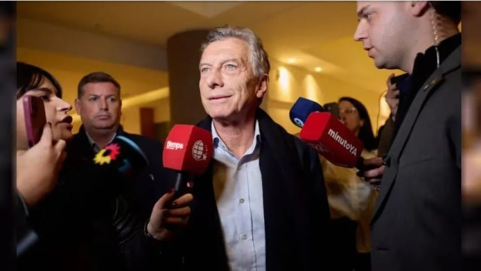 Mauricio Macri defendió la libertad de prensa y profundizó la distancia oficial