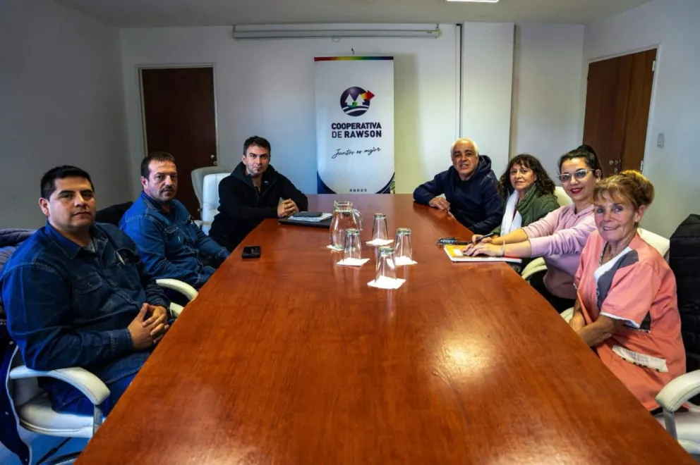 Evalúan mejorar la iluminación del acceso al Parqu