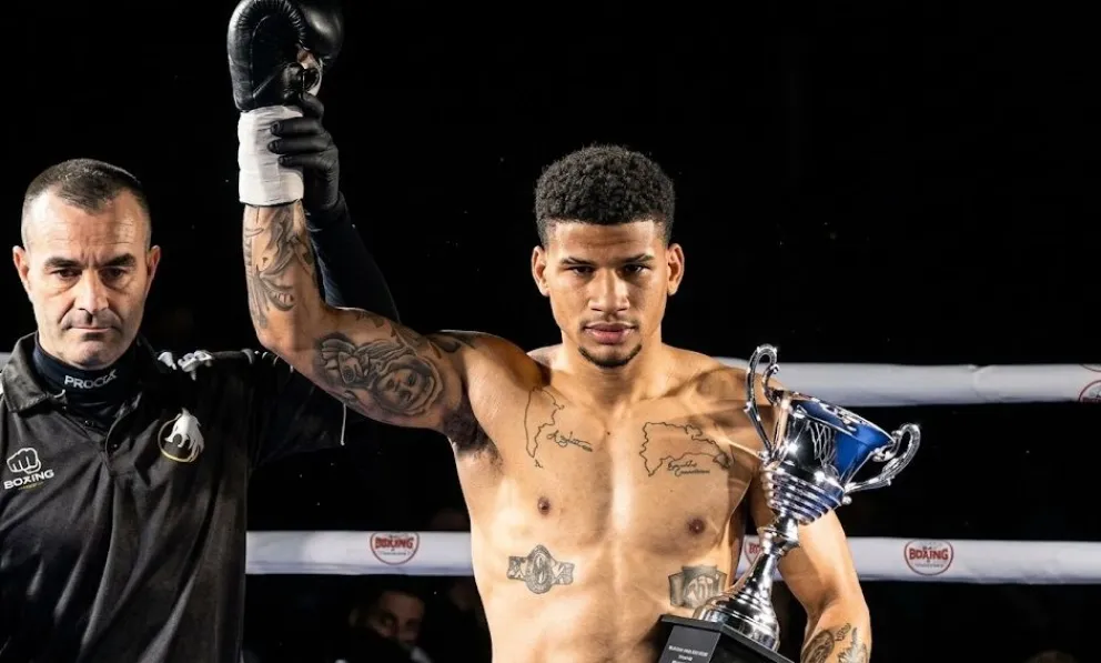 "Anthony" Guzmán ganó por KO en el Main Event Championship en Buenos Aires