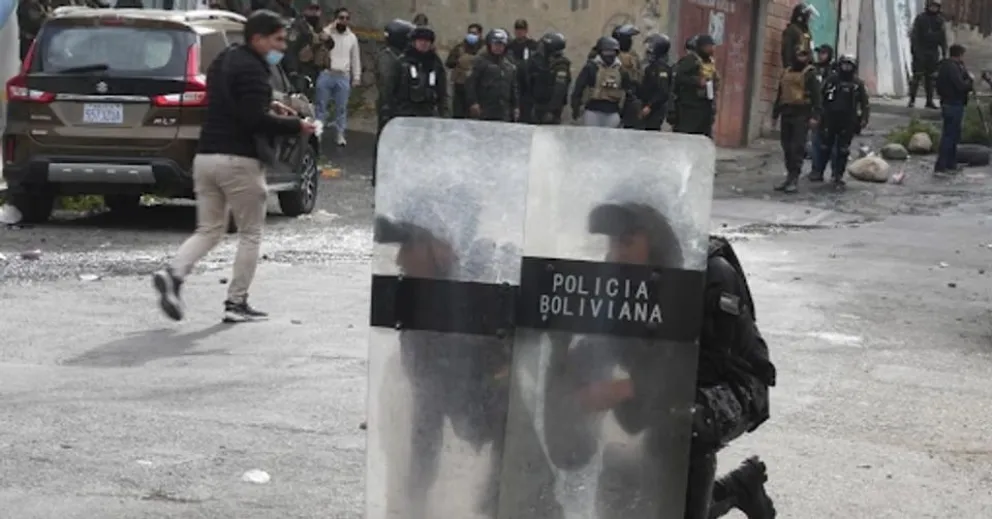 Crisis en Bolivia: graves enfrentamientos en el ce