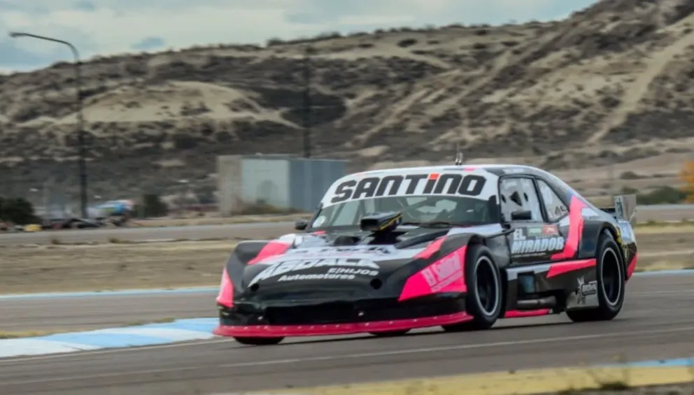 El TC Patagónico tiene diez autos inscriptos para esta carrera doble en Comodoro Rivadavia. (Foto: Aguila Prensa).