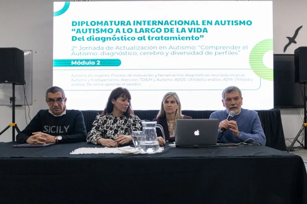 Más de 150 personas participaron de las 2º Jornadas de "Diplomatura en Autismo"