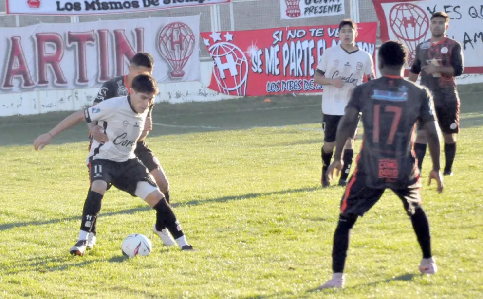 El líder y el último se cruzan en el Parque