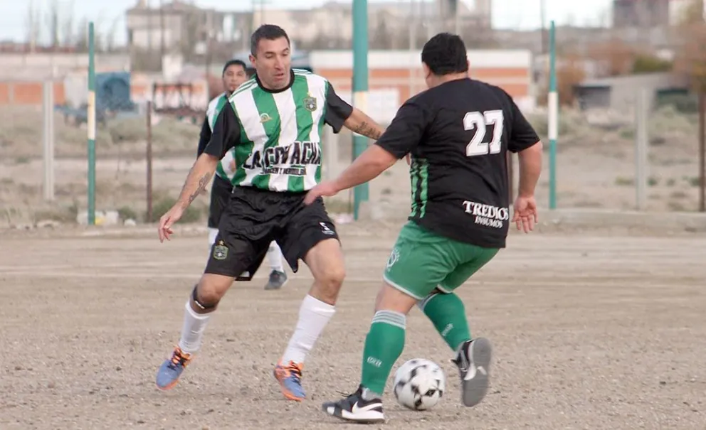 Muchos partidos en diferentes canchas