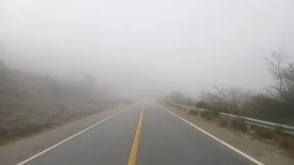 Precaución por bancos de niebla en la Ruta Nacional 40 entre Bariloche y El Bolsón