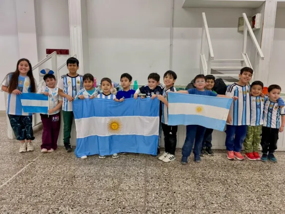 Invitación a la escuela de mini atletismo en Comodoro