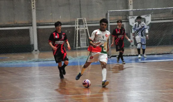 CIPA y MyL volvieron a ganar y avanzaron a octavos de final