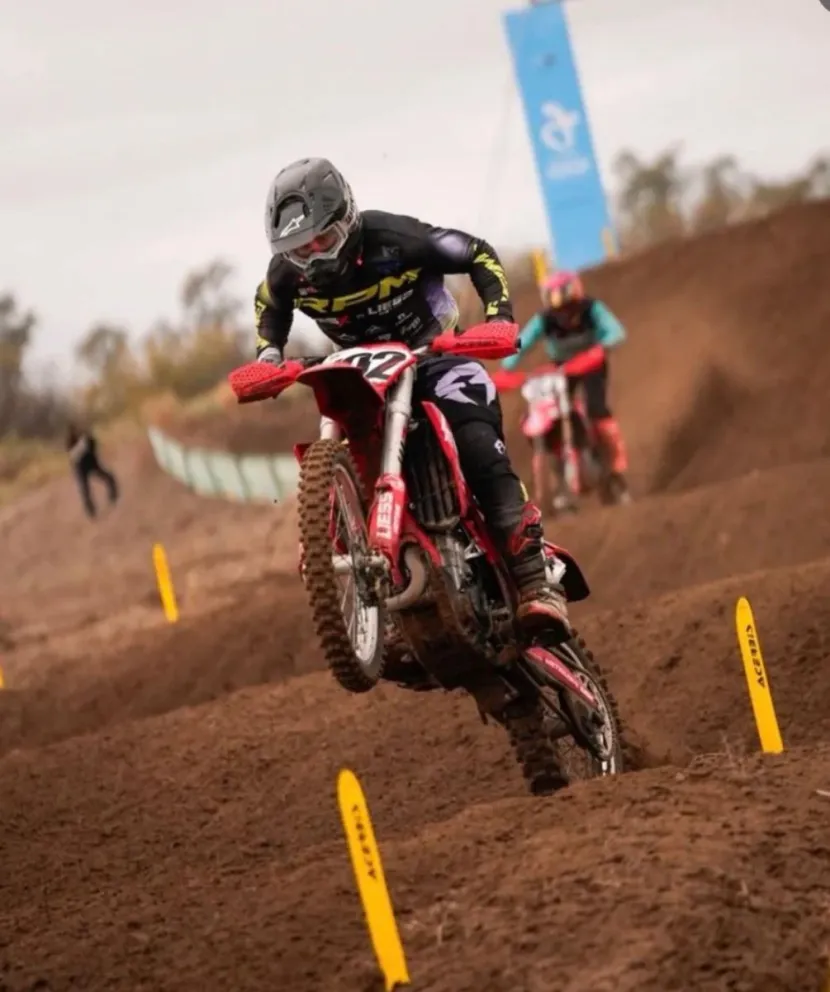 Santiago Montero de Neuquén, piloto nacional Mx 1, llega a la tercera fecha del Campeonato Mx Patagonia Zona Norte en el circuito Las Bardas de Trelew.
