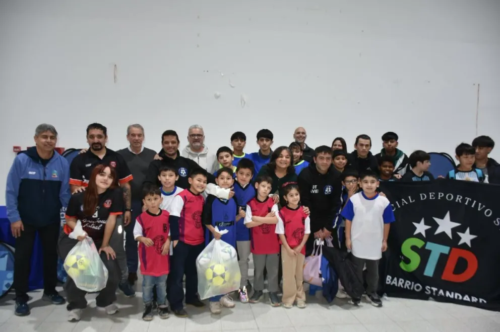 Cada temporada el Programa Juegos Comunitarios se renueva mediante Comodoro Deportes, en una inversión significativa en la niñez y juventud comodorense. 
