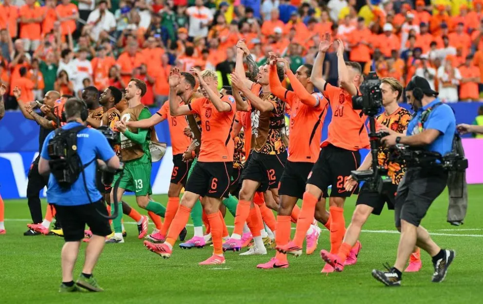 El conjunto neerlandés aplastó al equipo nórdico en el duelo de europeos disputado en Houston. (Países Bajos; Holanda, Suecia) EFE/EPA/SAM WASSON SAM WASSON. EFE.