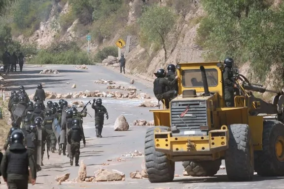 Bolivia: comienzan a liberar las rutas tras seis semanas de bloqueos