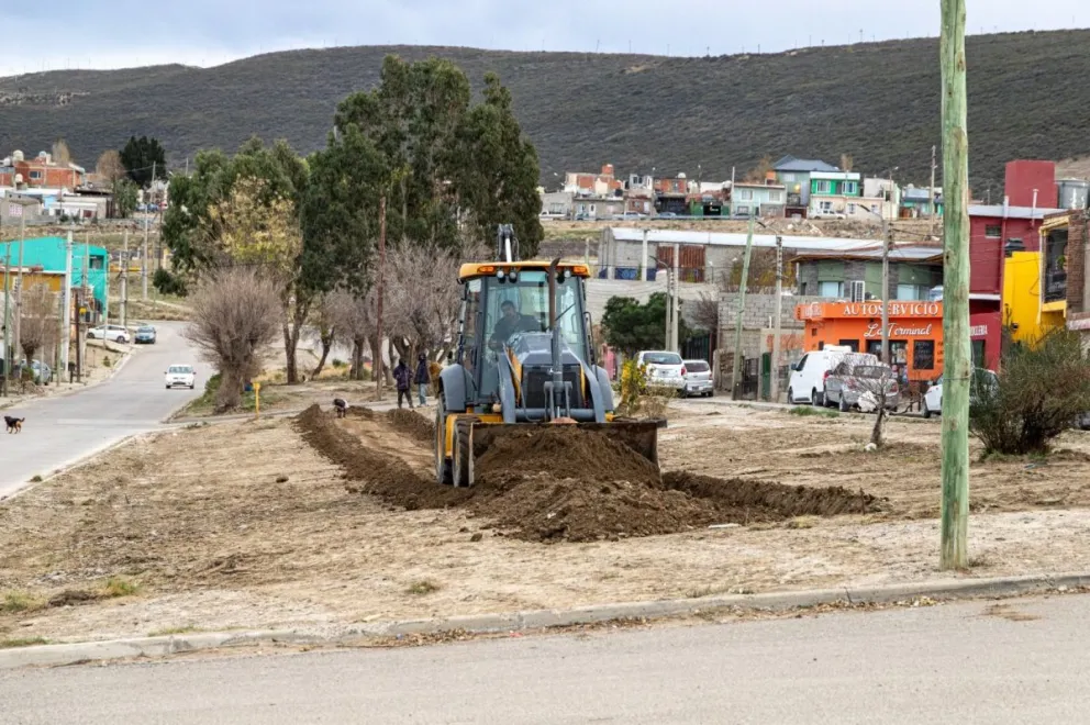 Convertirán 400 metros de boulevares en un moderno paseo peatonal en el barrio Máximo Abásolo