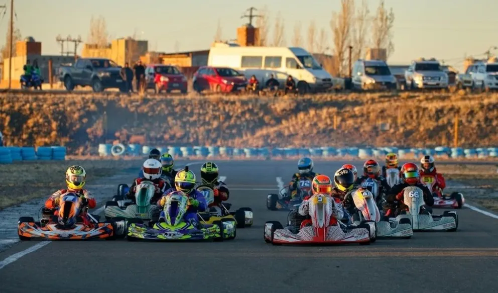 Se corre el domingo la quinta fecha del campeonato de la AKPS en Comodoro. (Fotos: Prensa F.Ch.A)